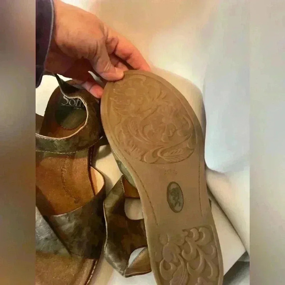 Sofft Olive Bayo Leather Sandal Womens Shoes, OLIVE, - Picture 2 of 5